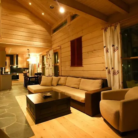 President Mountain - Five Bedrooms Levi